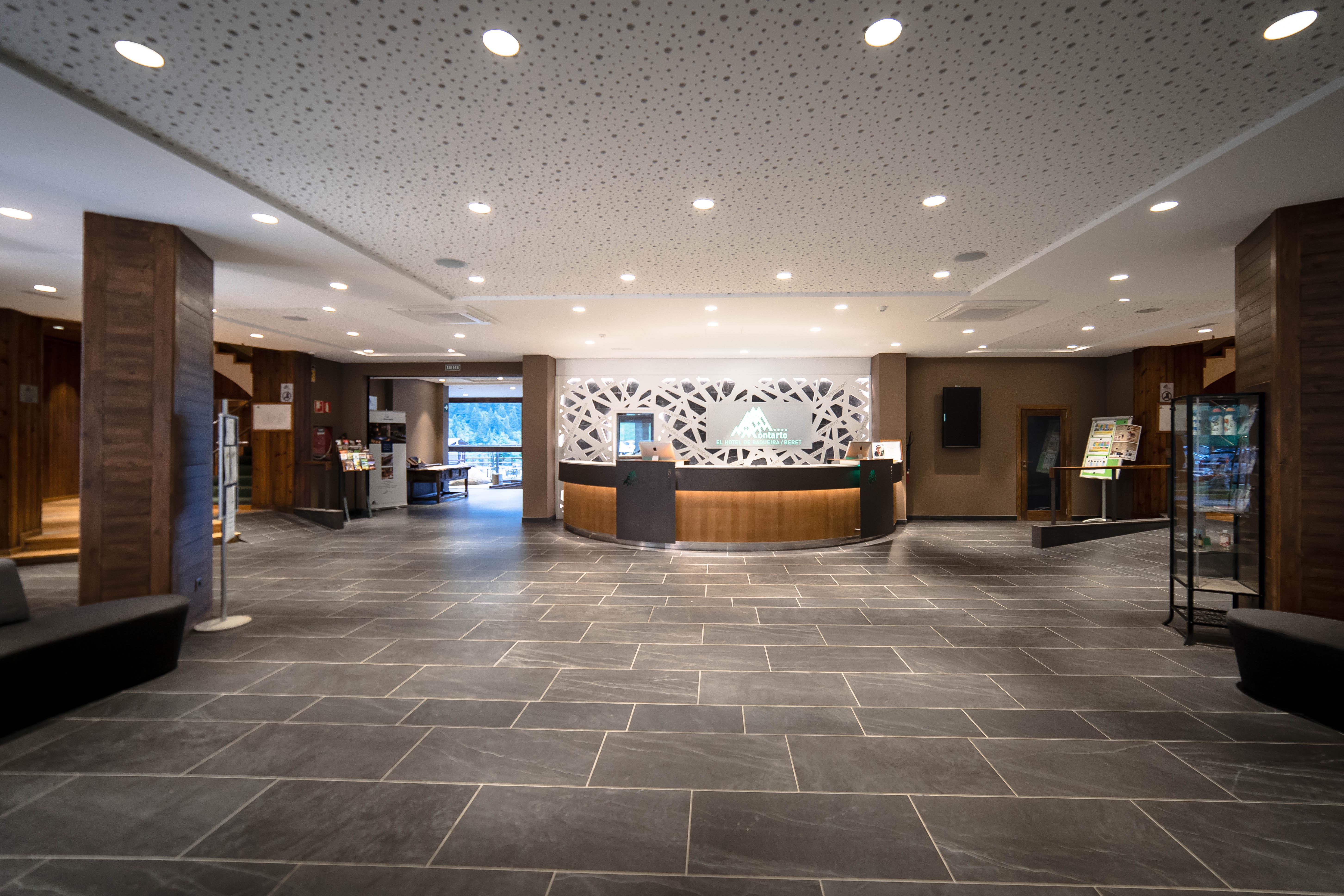 Hotel Montarto Baqueira Beret Eksteriør billede